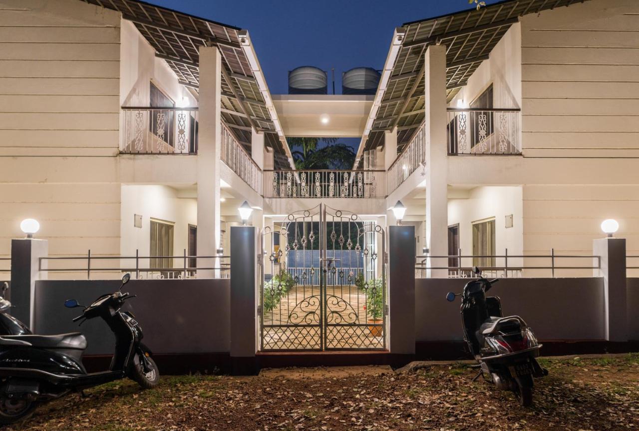 Marine Studios By Le Pension Stays Marmagao المظهر الخارجي الصورة
